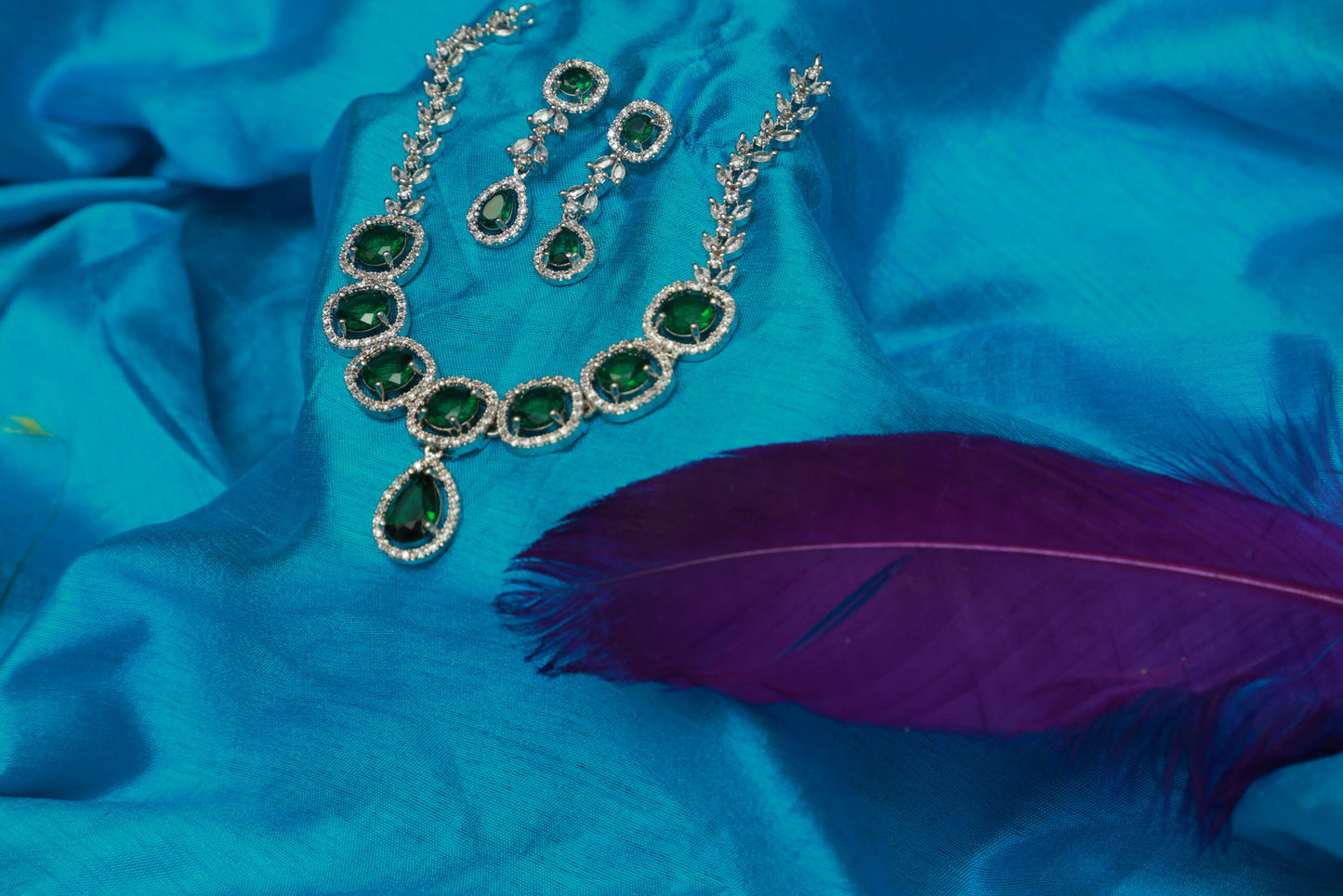 AD Tear Drop Leaf Jewellery Set