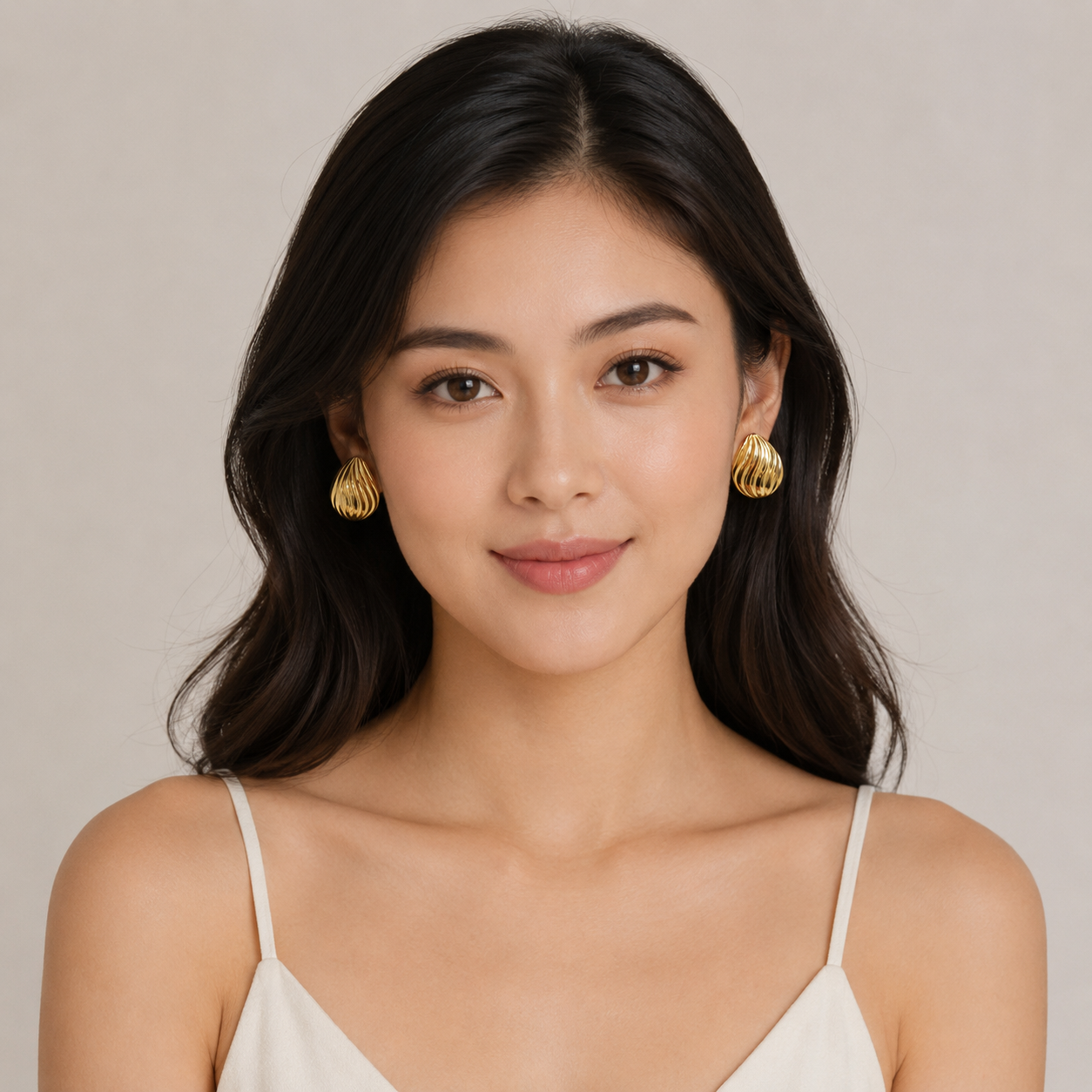 Anti Tarnish Wavy Tear drop Earring