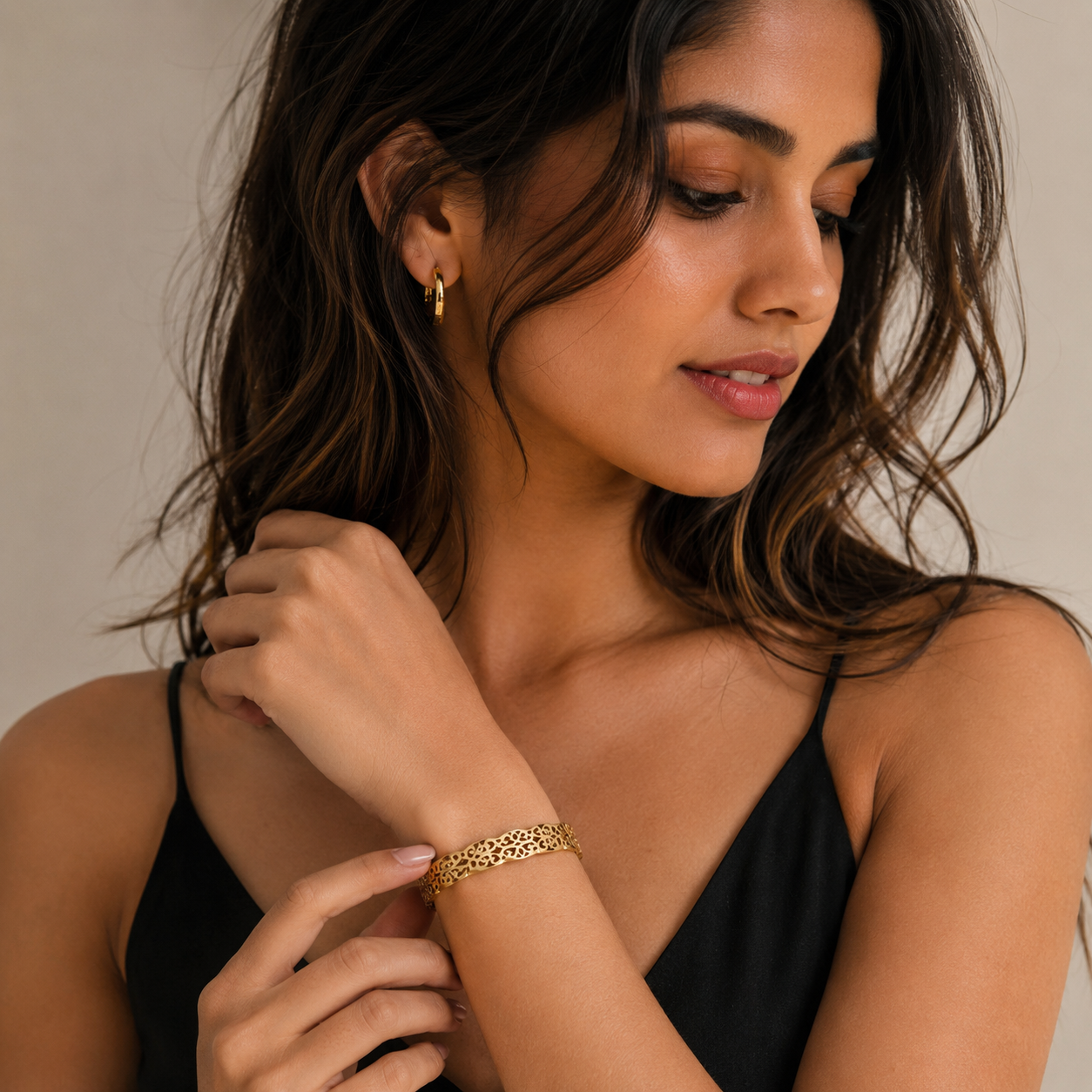 Anti-Tarnish Gold Royal Bangle