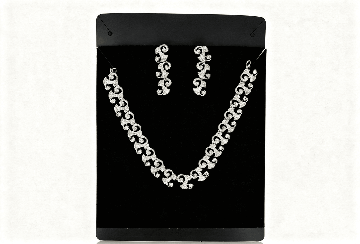 Shiny Silver Swirl Crystal Jewelry Set