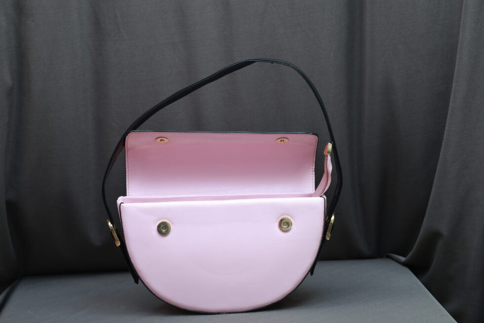 Bigu Flap sling (Pink)