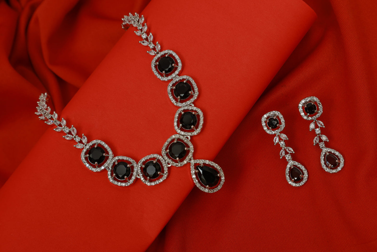 AD Tear Drop Leaf Jewellery Set