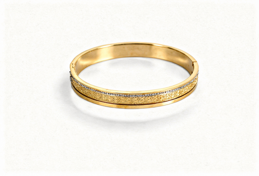 Anti-Tarnish Gold Teardrop Lattice Bangle