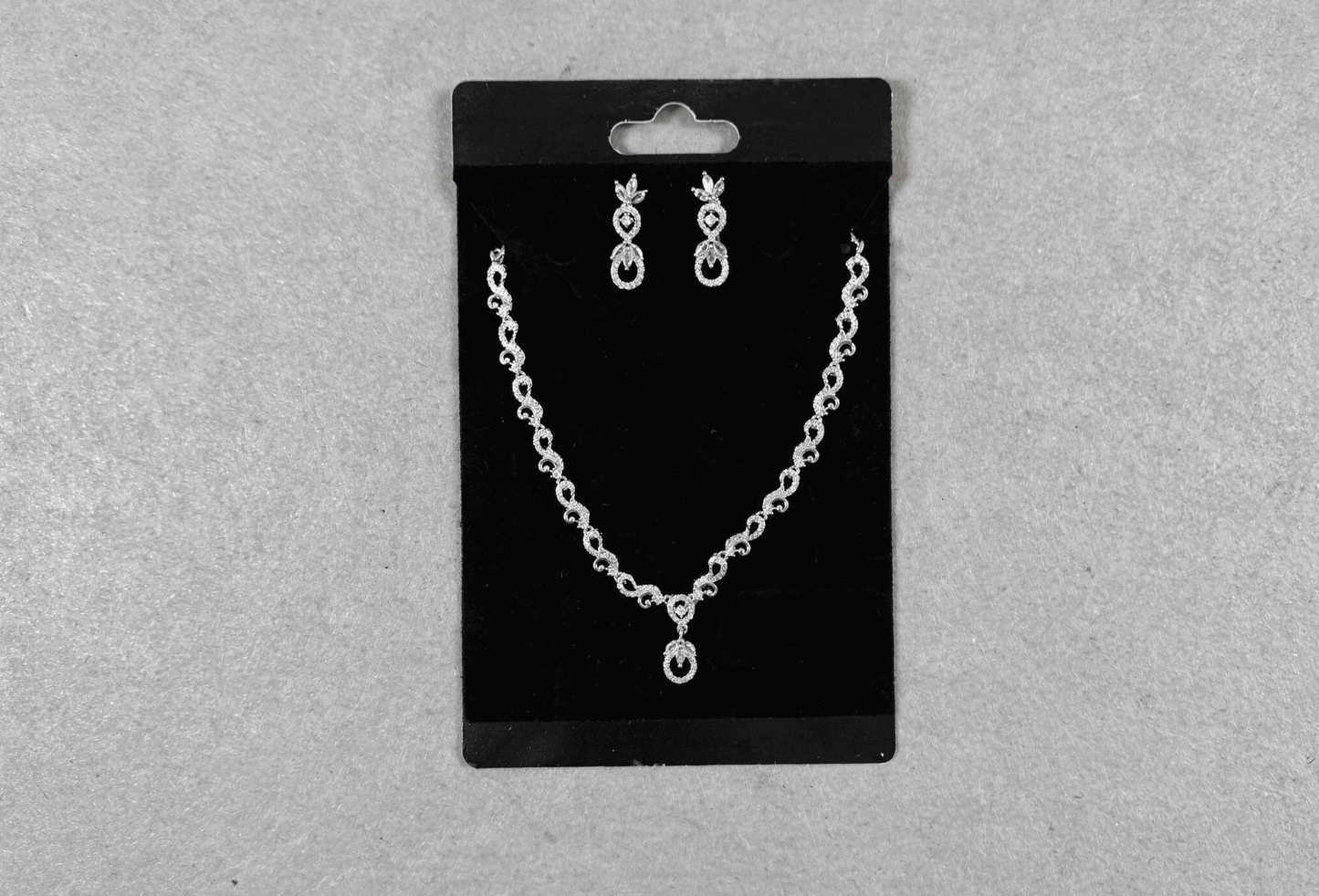 Shiny Silver Crystal Ribbon Jewelry Set