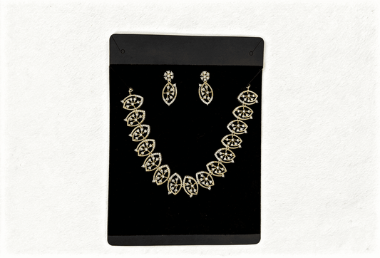 Gold and Diamond Leaf Style Jewelry Set