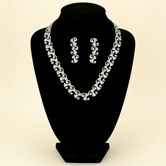Shiny Silver Swirl Crystal Jewelry Set