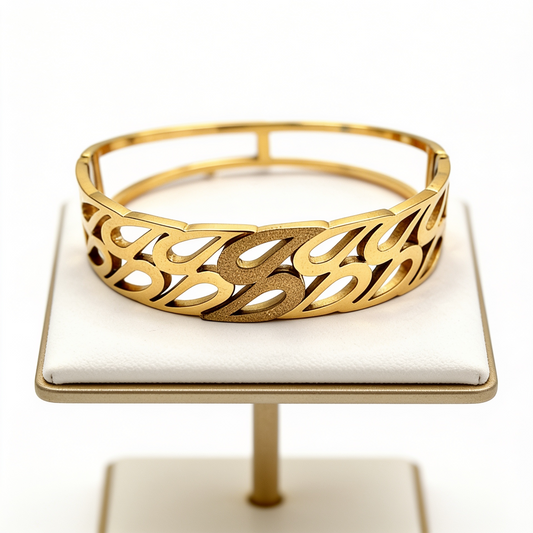 Anti-Tarnish Gold Teardrop Lattice Bangle